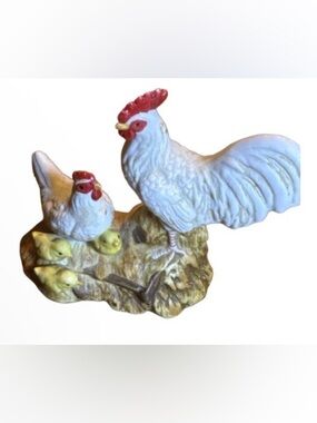 Homeco vintage White Ceramic Rooster and Hen Figurine Set with Yellow Chicks